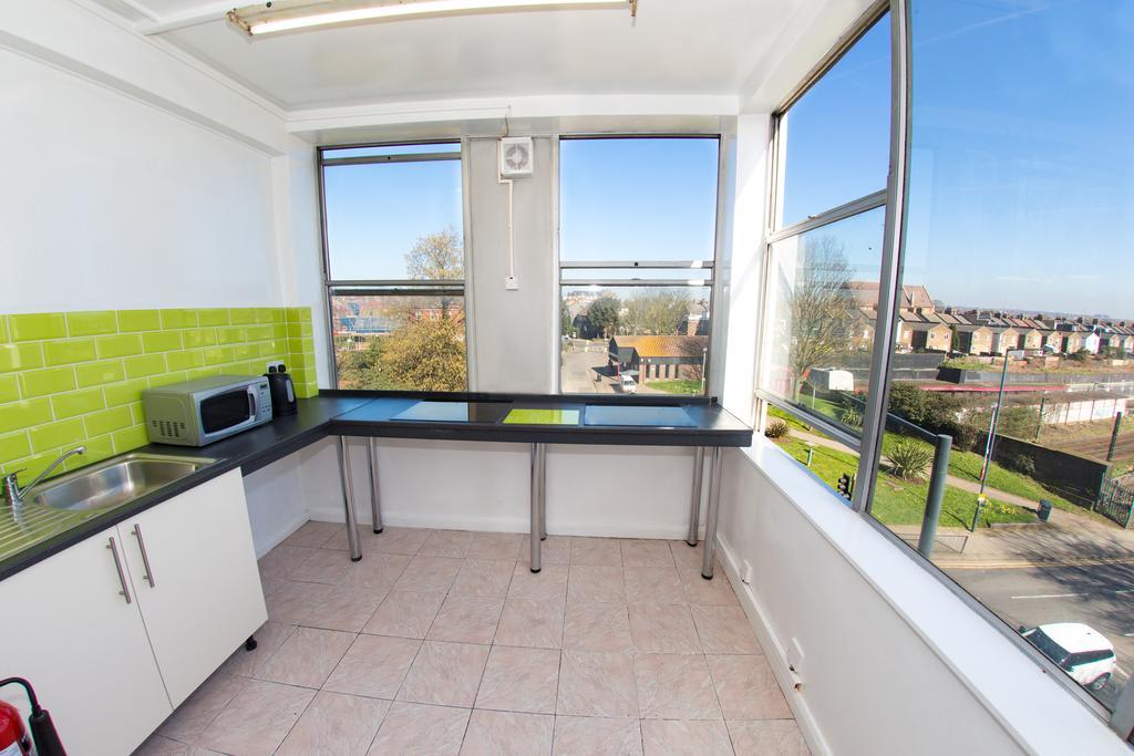 Kensal Green Backpackers Лондон Экстерьер фото